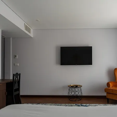 Palacio Santa Catarina 4* アングラ・ド・エロイーズモ