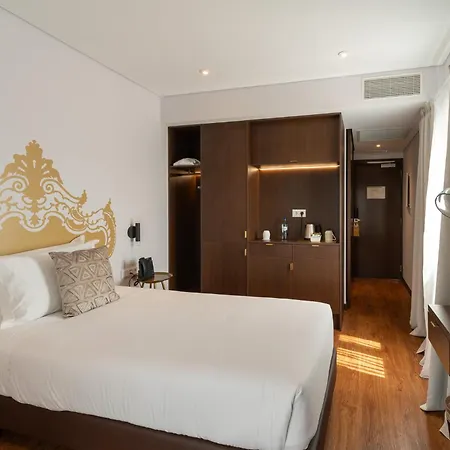 Hotell Palacio Santa Catarina 4*