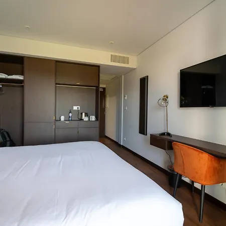Palacio Santa Catarina 4* アングラ・ド・エロイーズモ