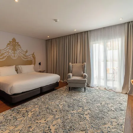 Hotel Palacio Santa Catarina 4*