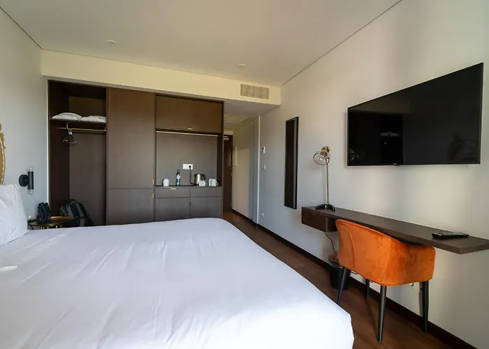 Palacio Santa Catarina 4* أنغرا دو إِراويزو