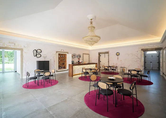 Palacio Santa Catarina فندق أنغرا دو إِراويزو